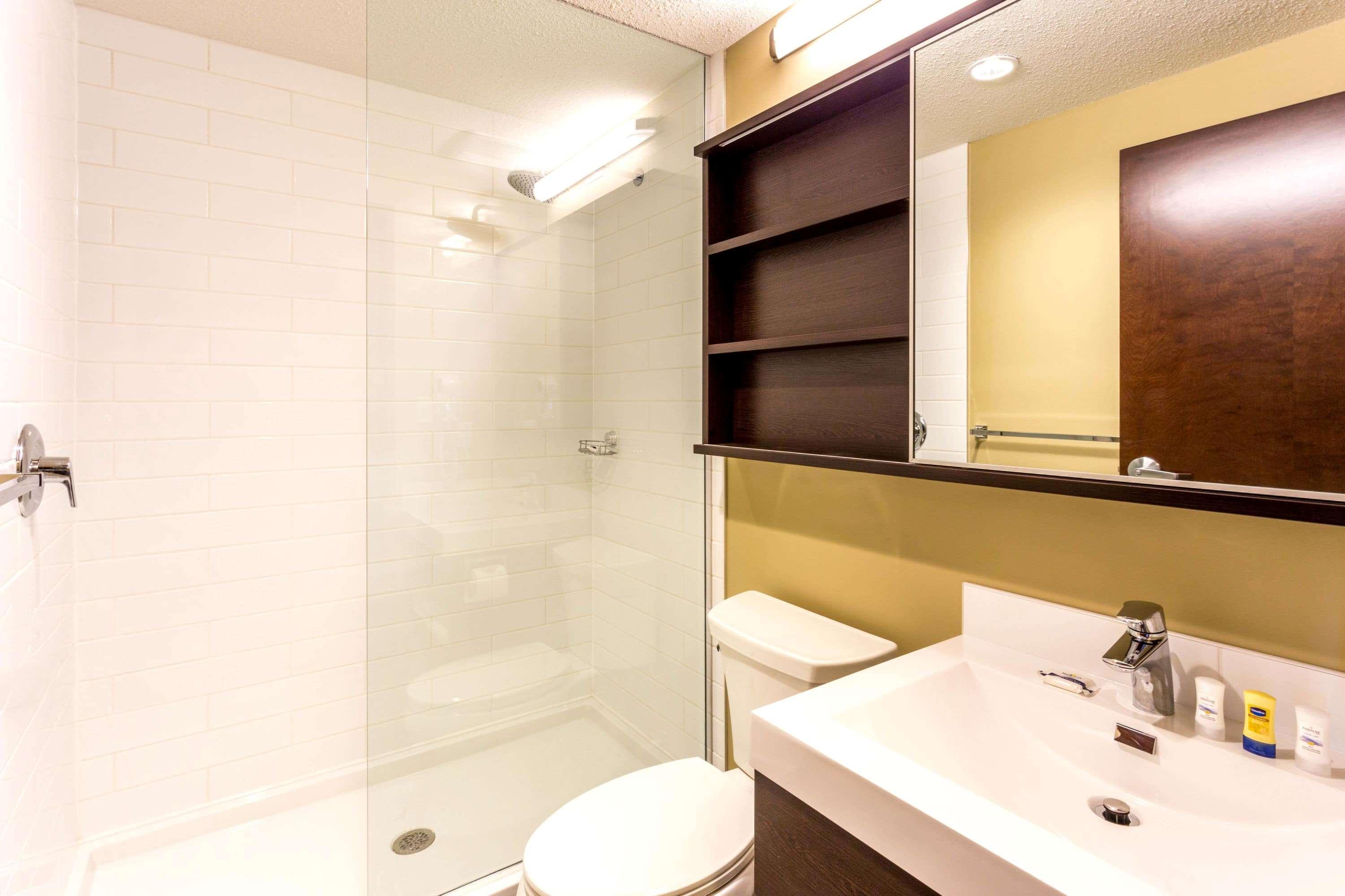 Microtel Inn & Suites By Wyndham Whitecourt Exteriér fotografie