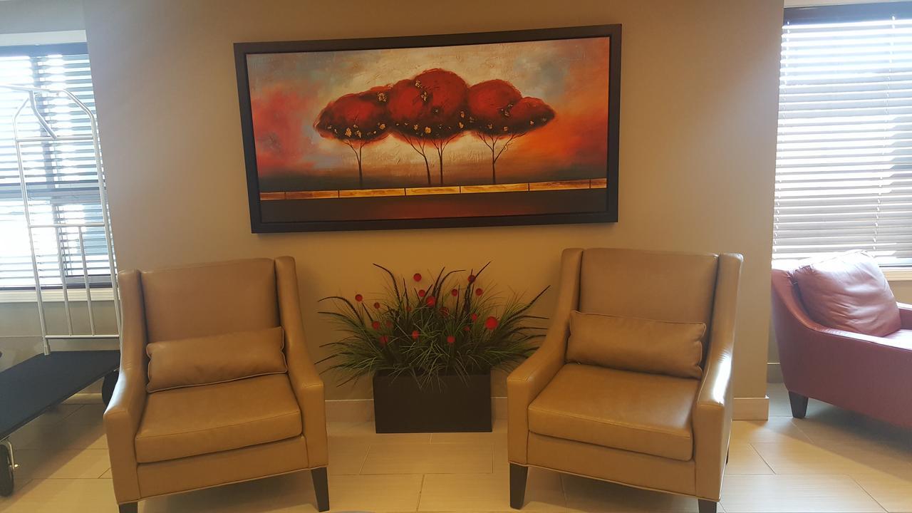 Microtel Inn & Suites By Wyndham Whitecourt Exteriér fotografie
